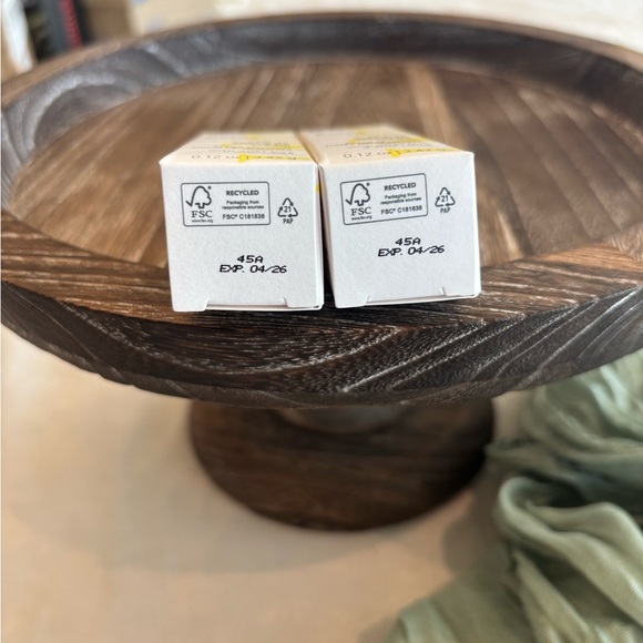 Beekman 1802 Tinted Lip Cream of 2 • Rosy Posy • SPF 15 - Picture 3 of 3